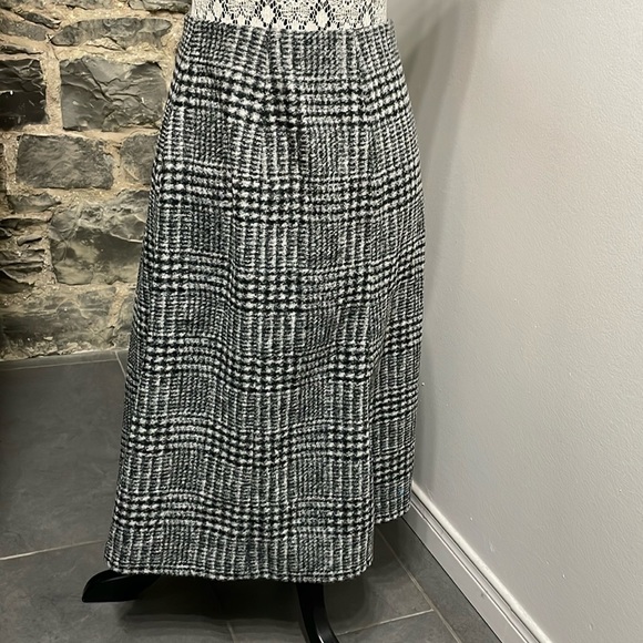 Uniqlo Wool Blend Flare Pencil Skirt - Picture 2 of 6